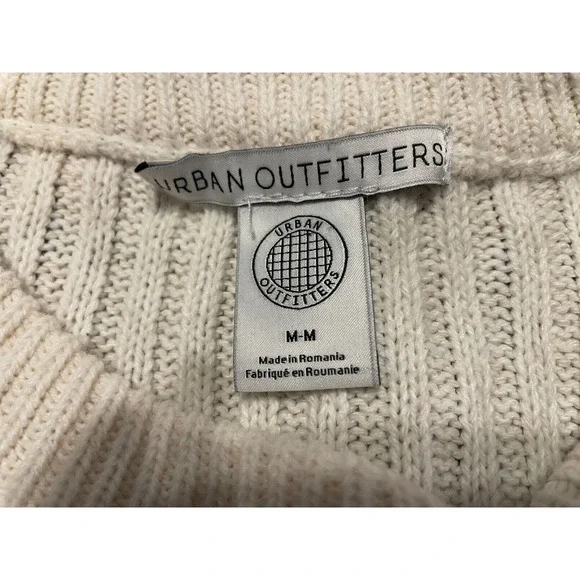 ""URBAN OUTFITTERS Crop High Neck Chunky Knit Sweater Long Sleeve Ivory Size M" - Picture 5 of 8